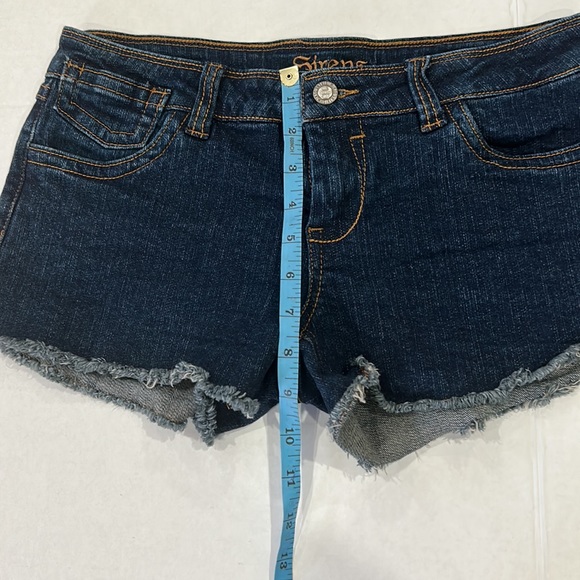 Women’s denim Shorts Size 7 - Picture 7 of 7